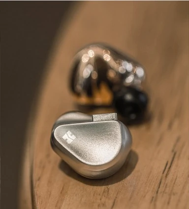 In-ear headphones
